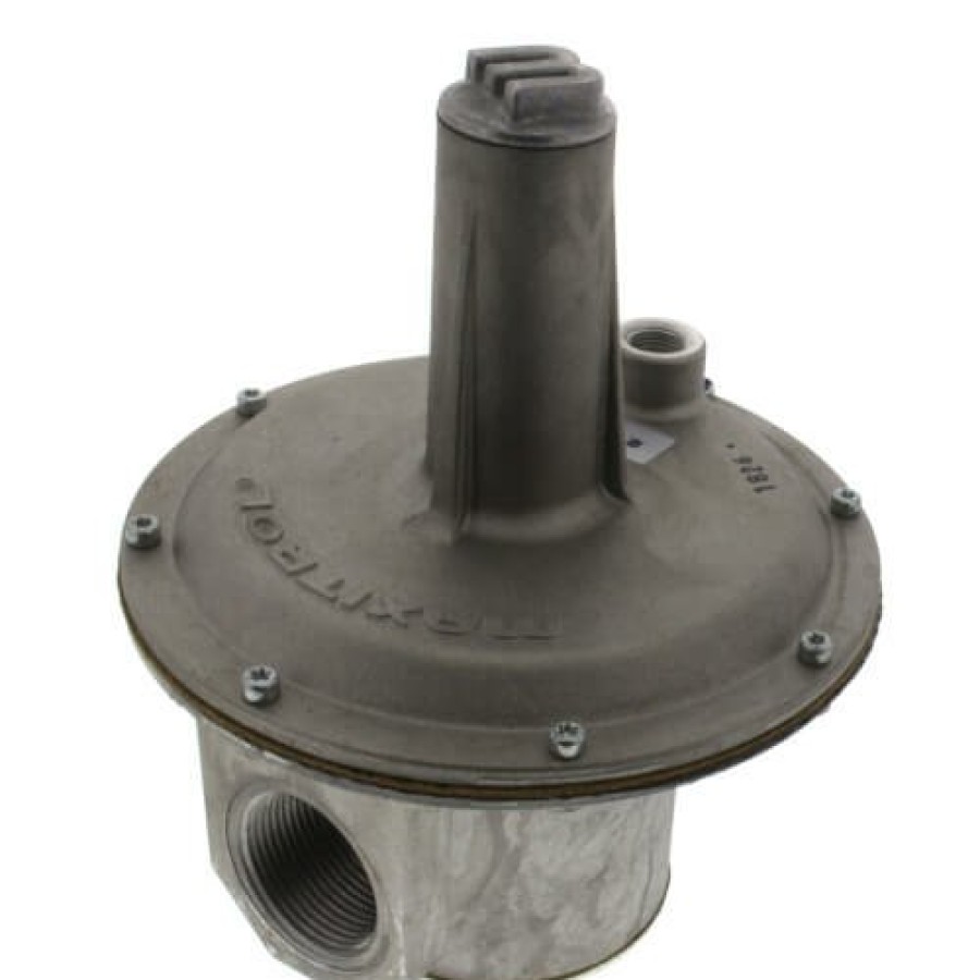 Heating Maxitrol Straight-Thru-Flow Regulators | 1-1/4" Straight-Thru-Flow Gas Regulator (4,500,000 Btu)